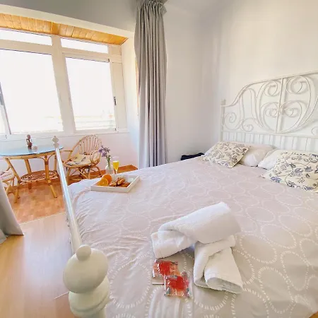 Apartment Paradise *
